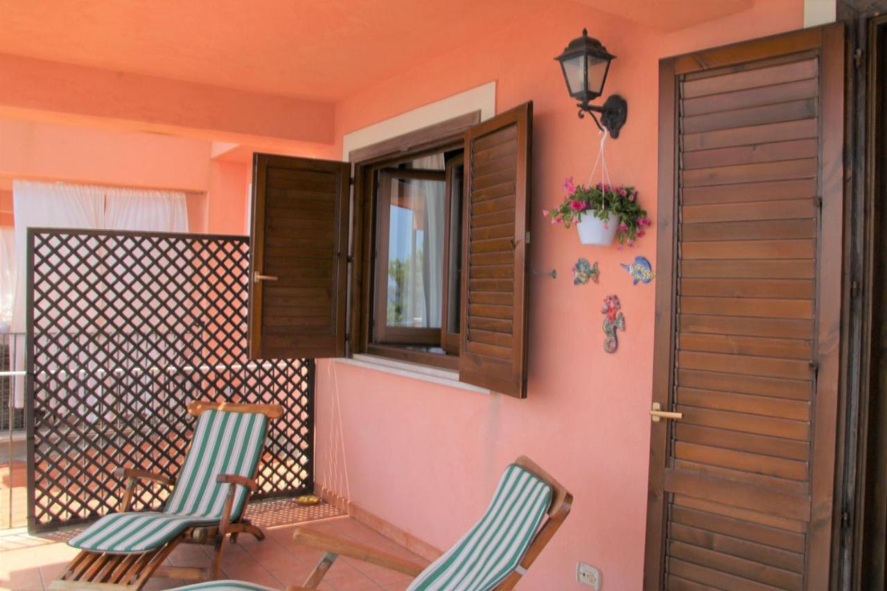 Poseidone Sea Apartment Taormina Mazzeo Exteriör bild