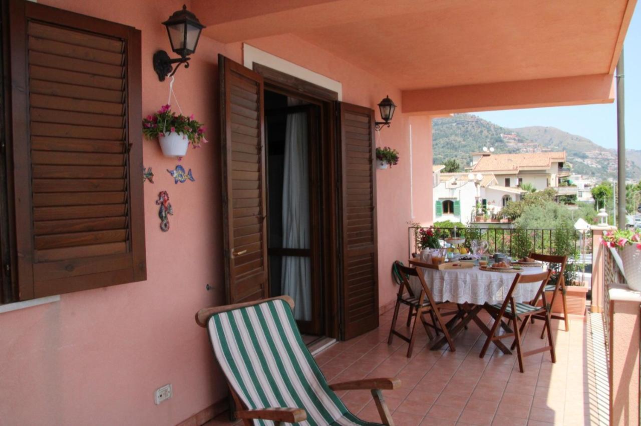 Poseidone Sea Apartment Taormina Mazzeo Exteriör bild