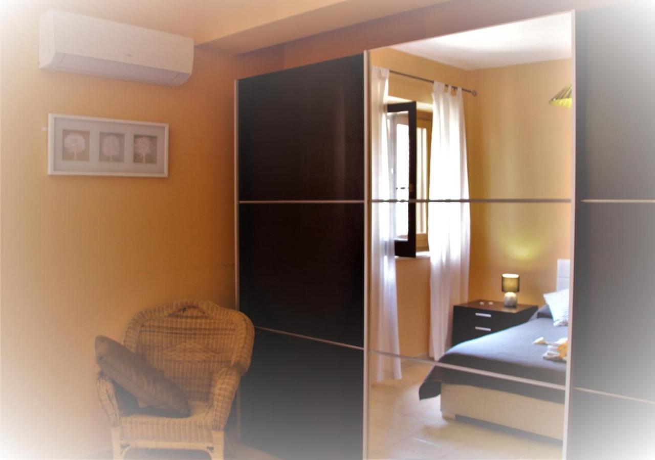 Poseidone Sea Apartment Taormina Mazzeo Exteriör bild