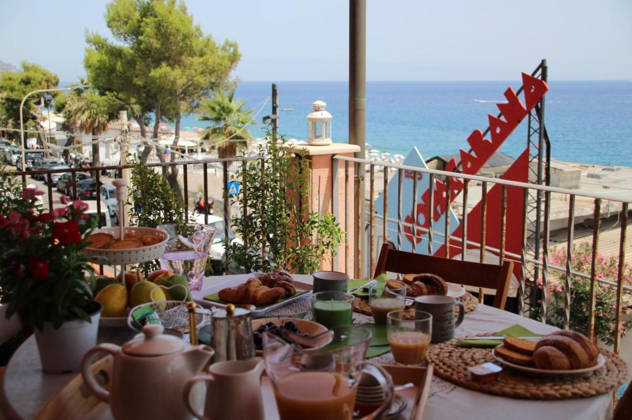 Poseidone Sea Apartment Taormina Mazzeo Exteriör bild
